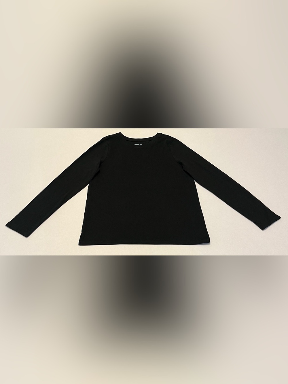 Black shirt